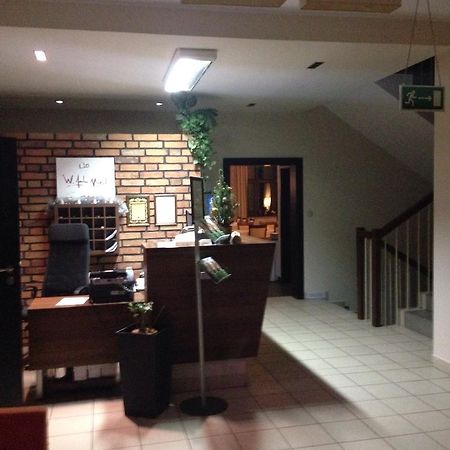 Willa Strzelnica Hotel Koscierzyna Bagian luar foto