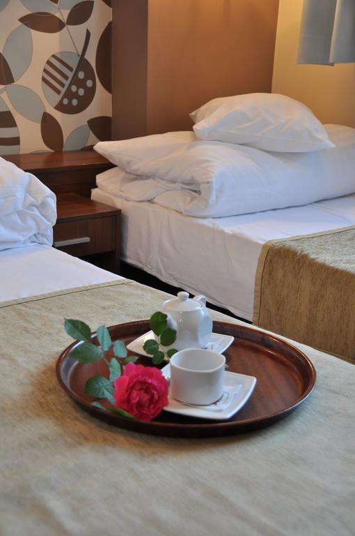 Willa Strzelnica Hotel Koscierzyna Ruang foto