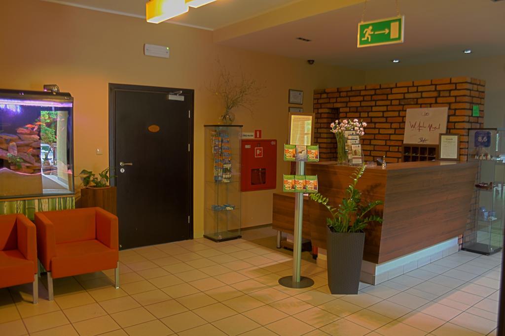 Willa Strzelnica Hotel Koscierzyna Bagian luar foto